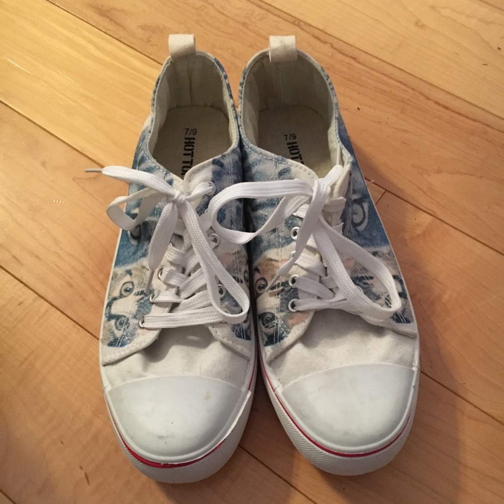 Cat shoes